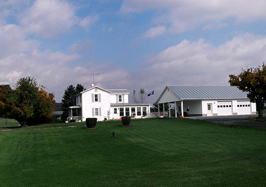 T214.jpg (17367 bytes)